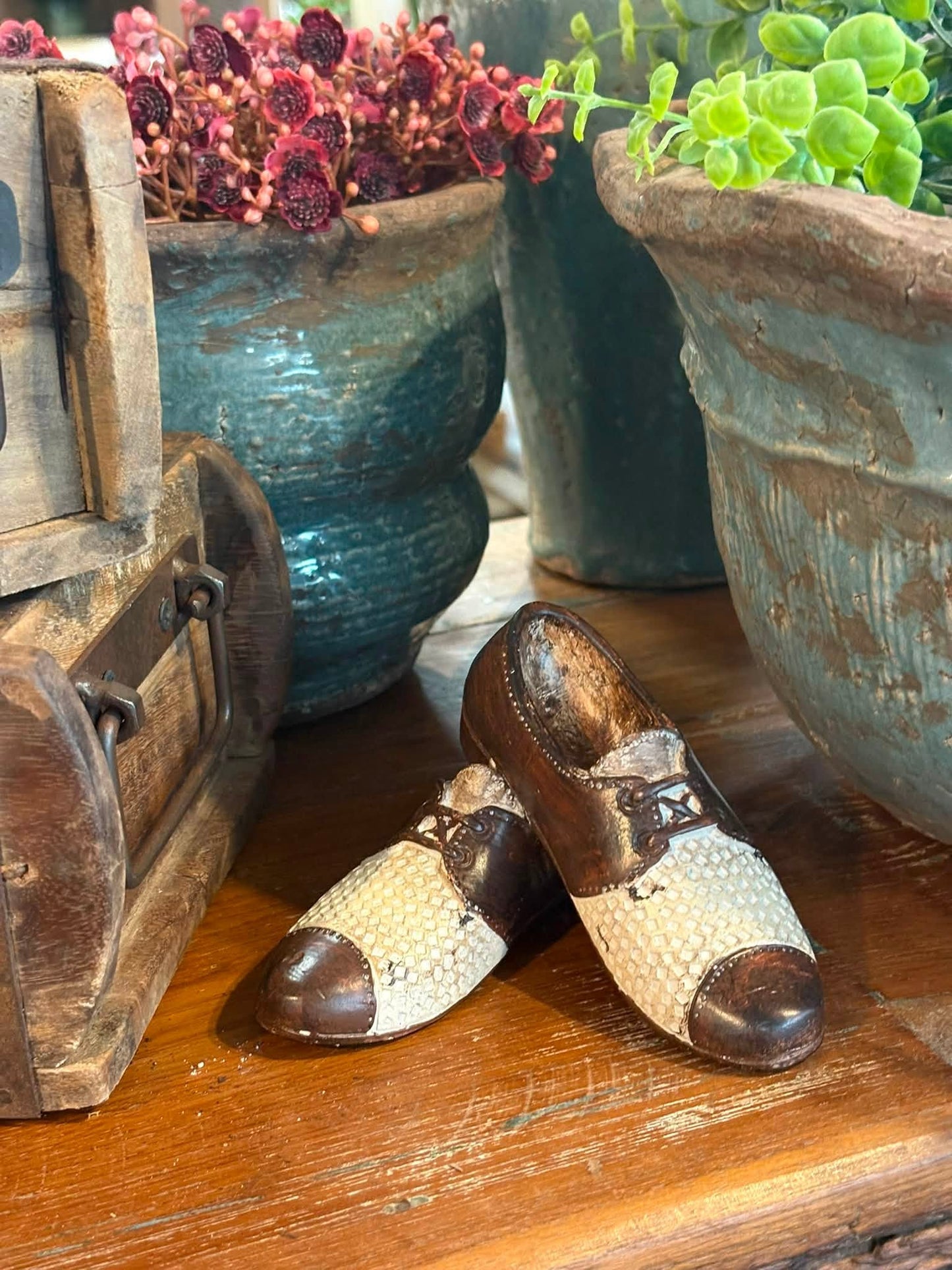 Figurka Dekoracyjna Buty Brązowe 12cm