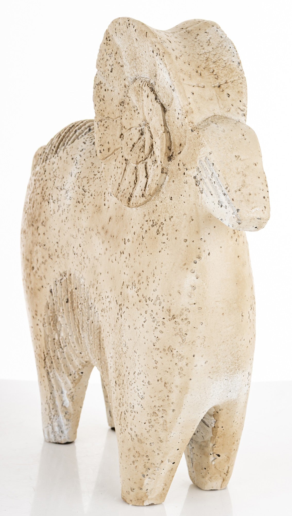 Figurka Baran z Cementu 29cm
