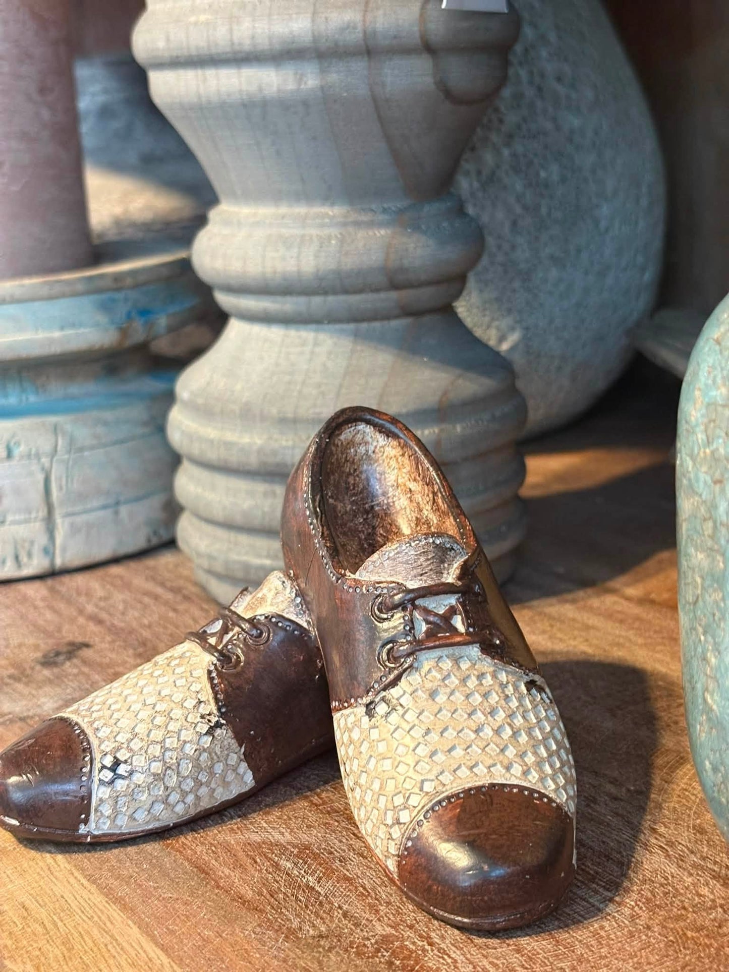 Figurka Dekoracyjna Buty Brązowe 12cm